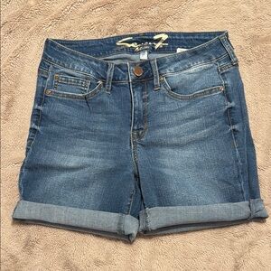 Seven7 Blue Jean Shorts with High Waist and Cuffed Hem